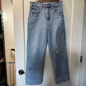 Levi’s Ribcage Straight Ankle Jean‎ High Waist Button Fly Medium Wash 27x27